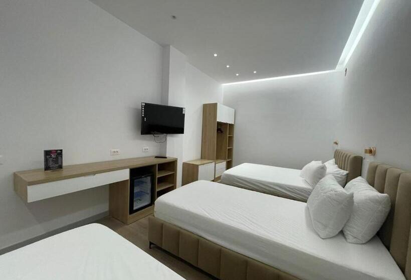 デラックスファミリールーム, Panorama Elbasan