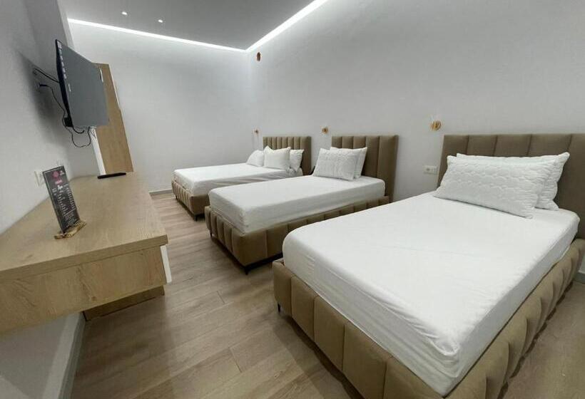 デラックスファミリールーム, Panorama Elbasan