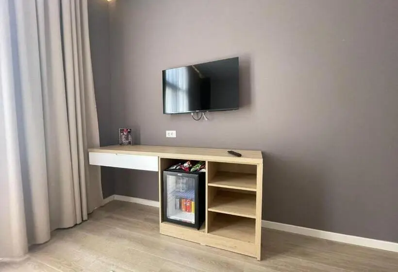 Deluxe Zimmer mit Balkon, Panorama Elbasan