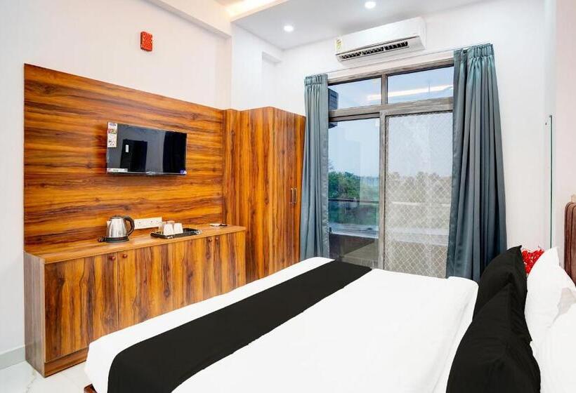 トリプルクラシックルーム, O Raj Gharana