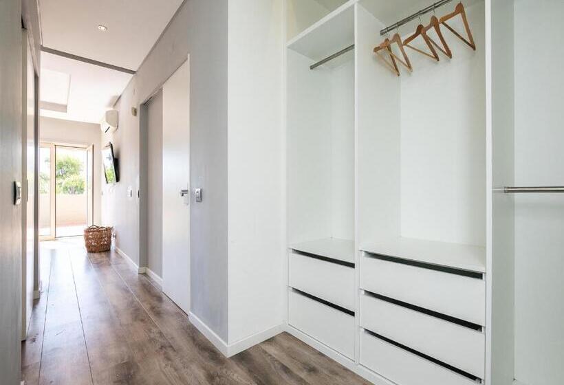 Standard room with outdoor bath, Villa Ada