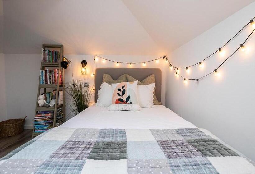 اتاق استاندارد با سرویس بهداشتی مشترک, Villa Ada