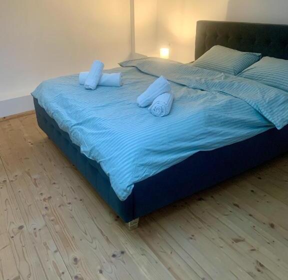 Standardrum, Chic Retreat In The Heart Of The City