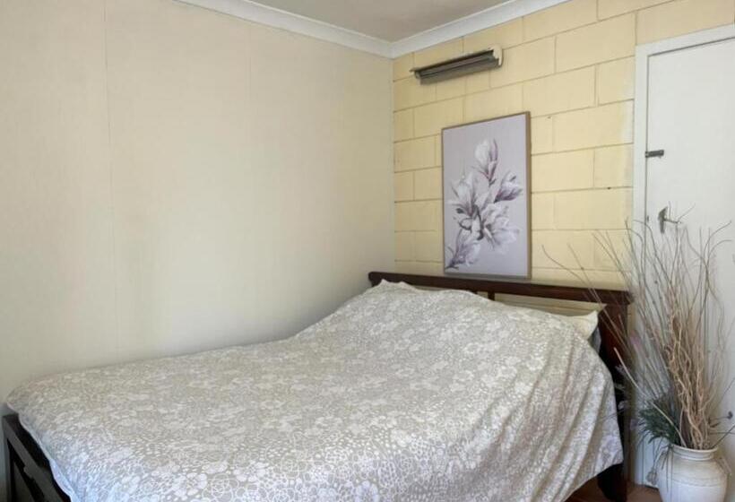 Апартаменты 1 Спальня, Esperance Travellers Inn