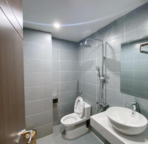 استودیوی سوپریور, Góc Homes