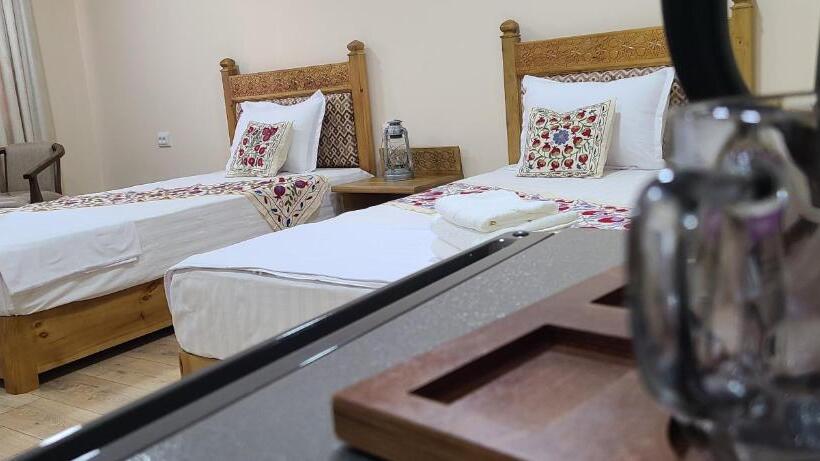 스탠다드 룸 가든 전망, Padishakh Boutique