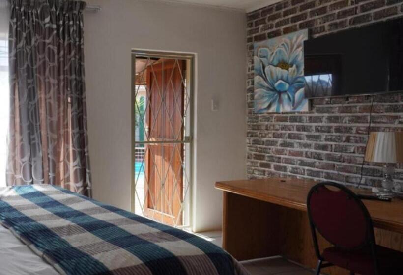 غرفة قياسية سرير كينج, S & S Village 22 On Wattel