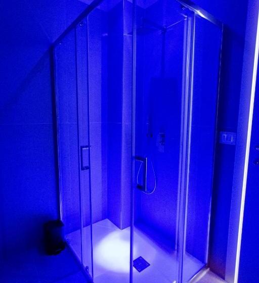 اتاق استاندارد با بالکن, Urban Oasis