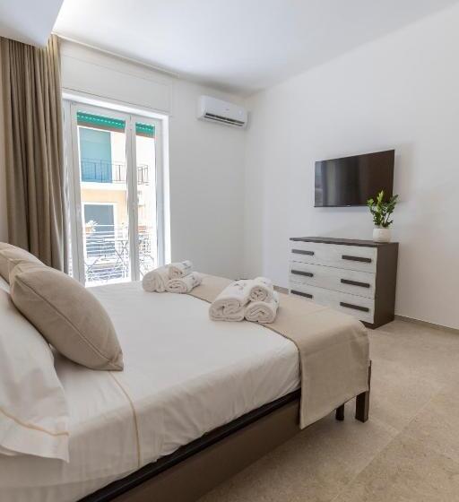 اتاق استاندارد با بالکن, Urban Oasis