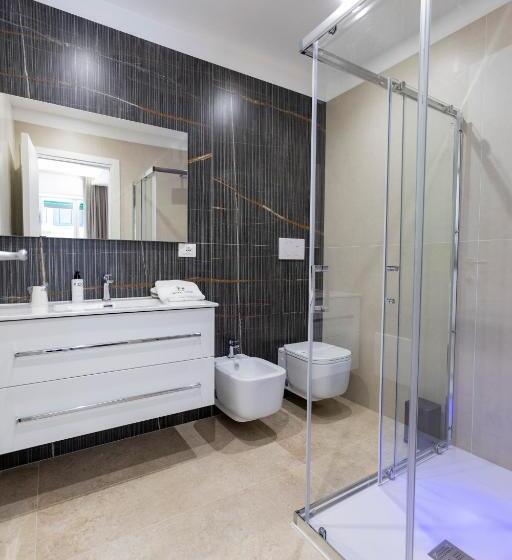 اتاق استاندارد با بالکن, Urban Oasis