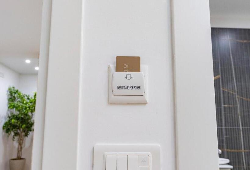 اتاق استاندارد با بالکن, Urban Oasis