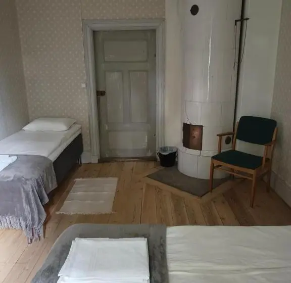 コンフォートトリプルルーム, Kungsgården Bnb