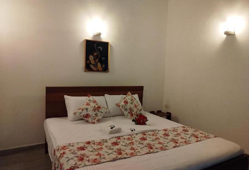 Трехместный Номер Deluxe, Elzangi