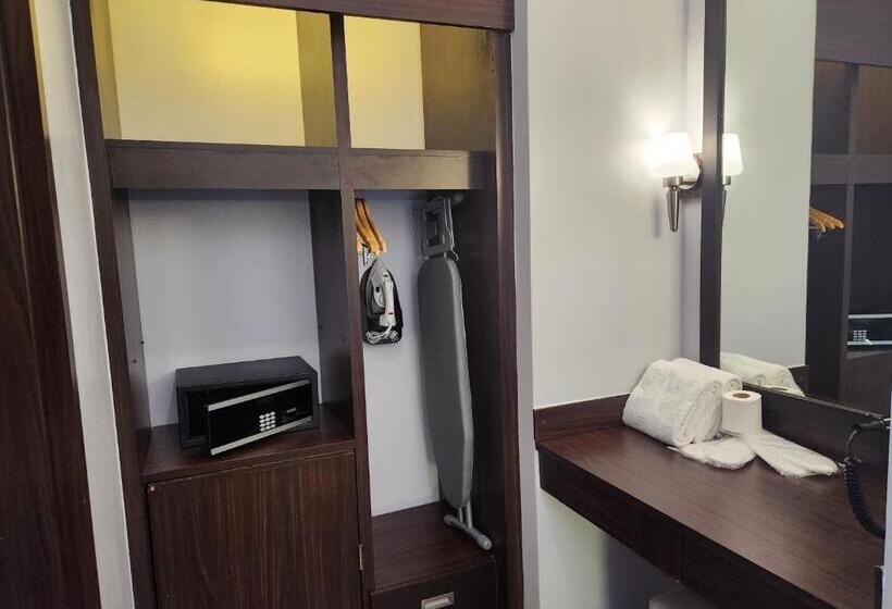 산전망 주니어 스위트, Camp John Hay Lodge 200