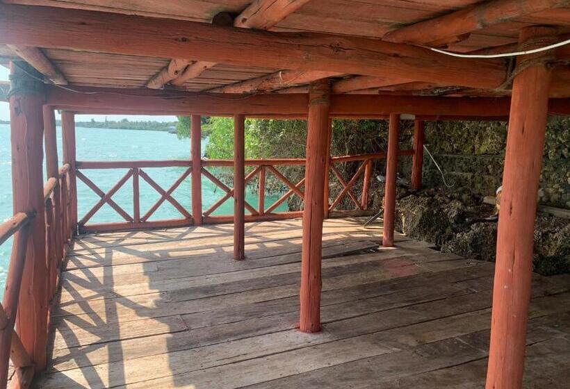 غرفة ديلوكس مطلّة علي البحر, Suna Kwa Mwinyi Lodge