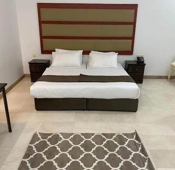スタンダードルーム, فندق رسائل المتحدة Rsael Almotaheda