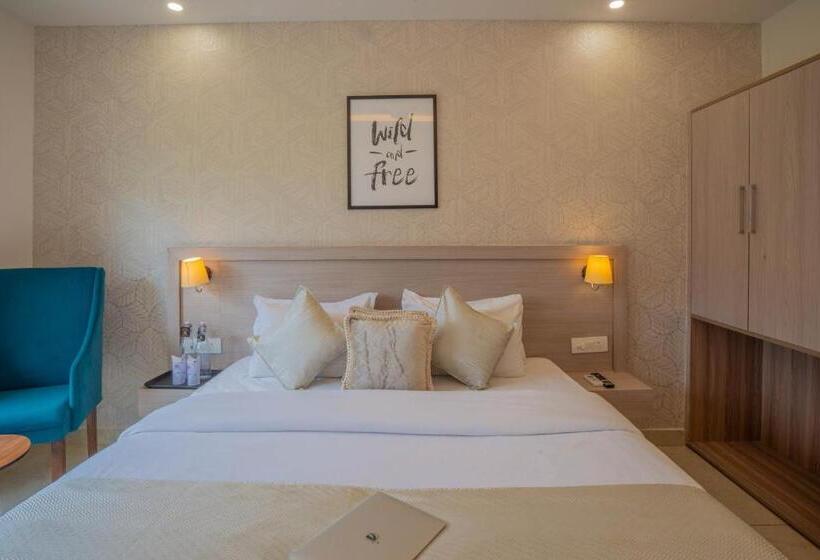 جناح جونيور مزوَّد بشرفة, Perfectstayz Alpine Near Laxman Jhula