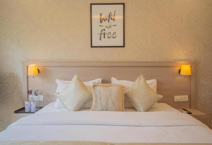 جناح جونيور مزوَّد بشرفة, Perfectstayz Alpine Near Laxman Jhula