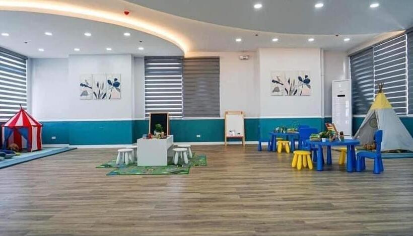 סוויטה משפחתית, Harbour Park Residences