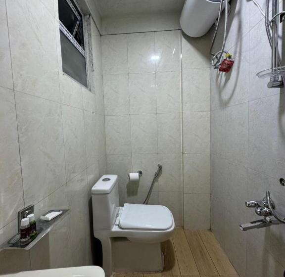 חדר סטנדרט עם מרפסת, Hills Hoppers Deluxe