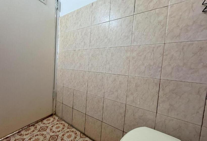 غرفة قياسية, Oyo 94160 Kost Btnompo