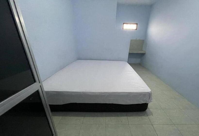 غرفة قياسية, Oyo 94160 Kost Btnompo