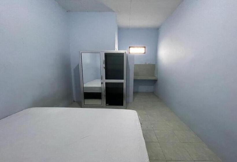 غرفة قياسية, Oyo 94160 Kost Btnompo