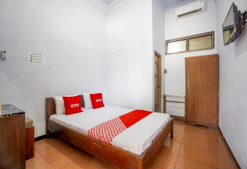 Номер Deluxe, Oyo 94172 Mata Air Guest House Madiun