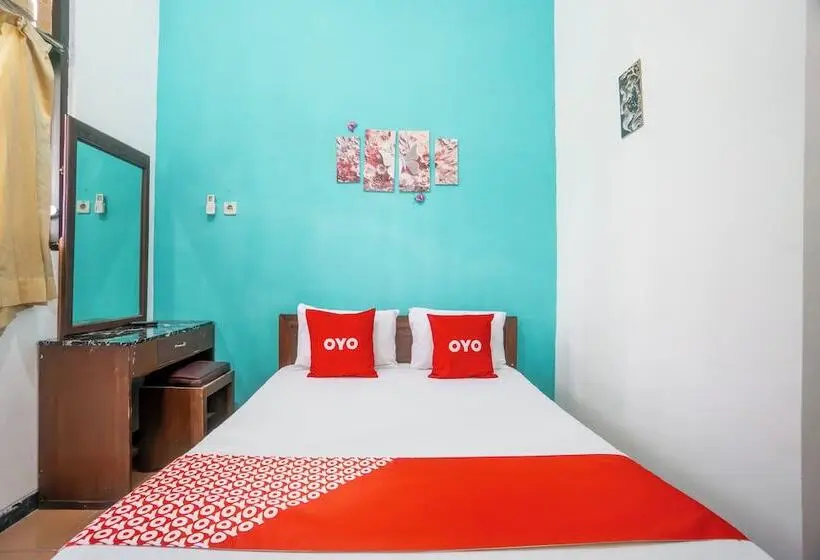 デラックスルーム, Oyo 94172 Mata Air Guest House Madiun