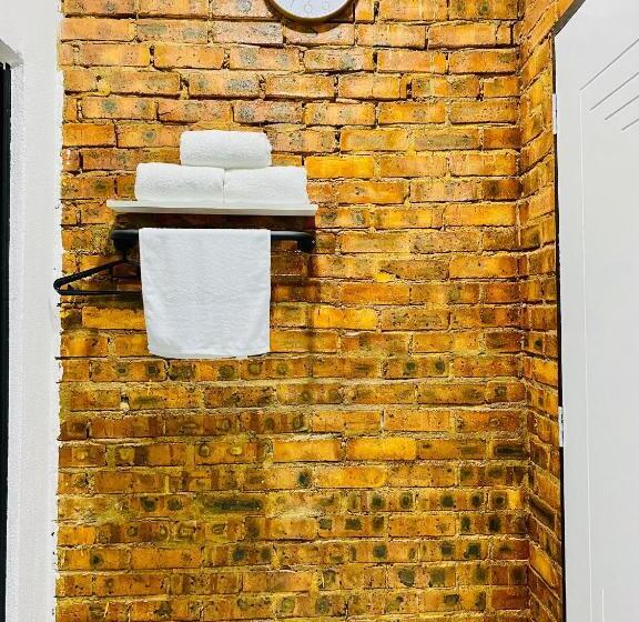 Quarto Triplo Estandar, Roomstay By Abe Cottage