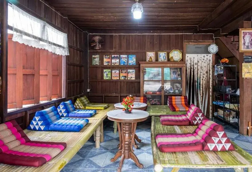 ルームシェアのワンベッド, Hug Pai Boutique Hostel
