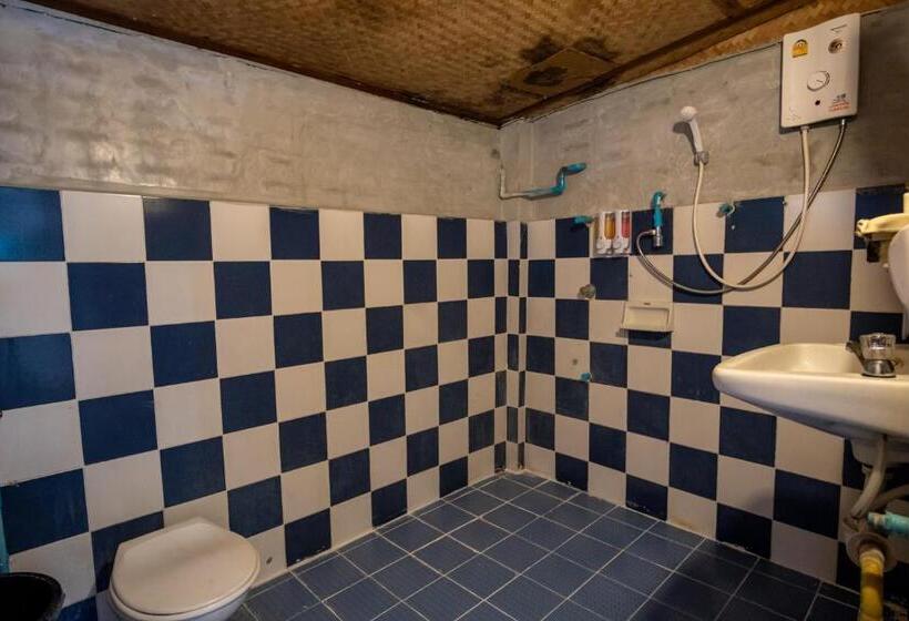 اتاق استاندارد با سرویس بهداشتی مشترک, Hug Pai Boutique Hostel