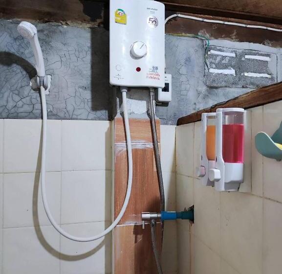 Habitació Estàndard Bany Compartit, Hug Pai Boutique Hostel