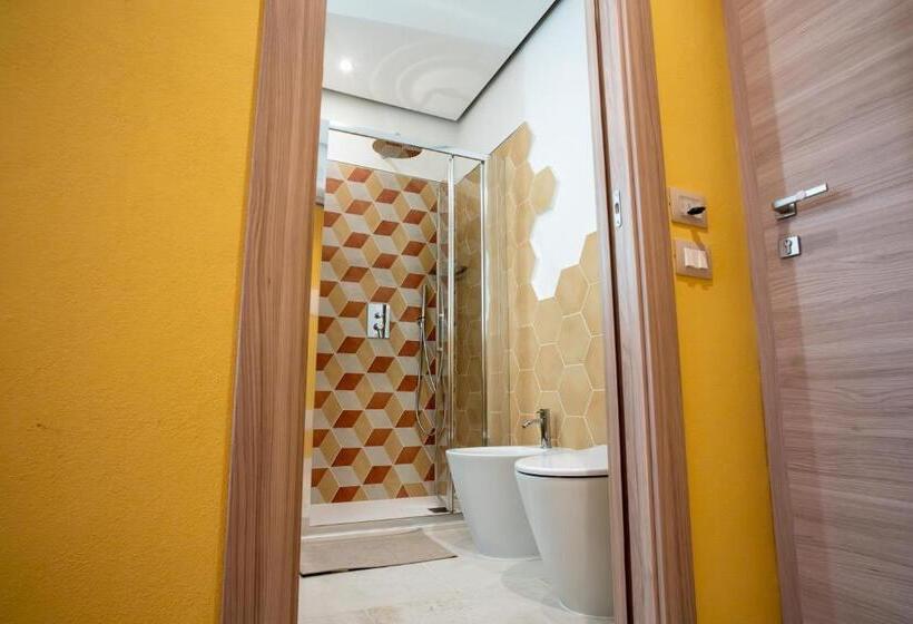 スタンダードルーム, Il Colibrì