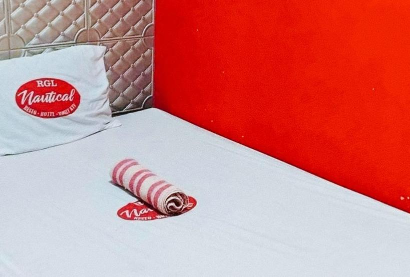 اتاق اکونومی, Rgl Condotel Socorro