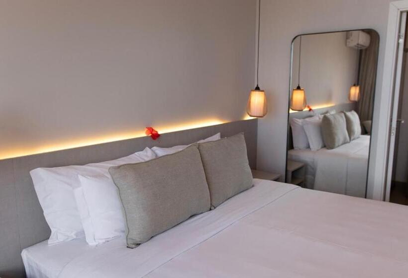 חדר דלוקס לשלושה עם נו לים, Pousada Triângulo Grega