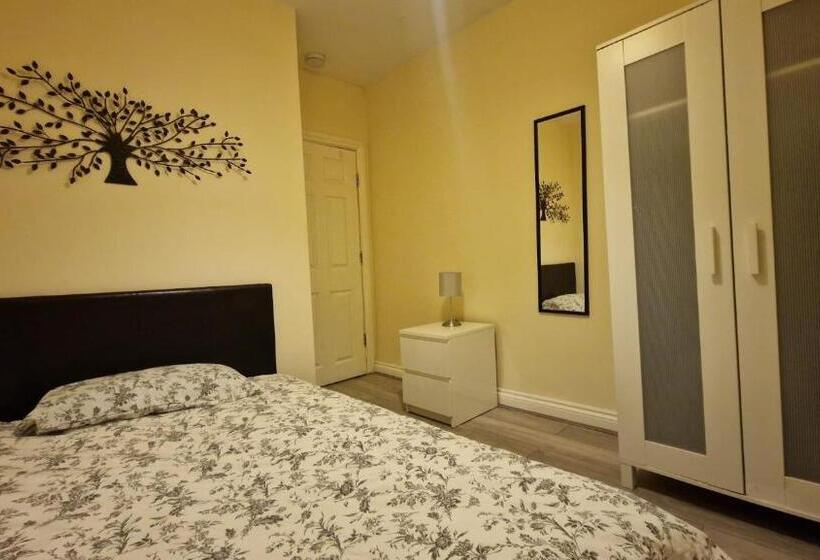스탠다드 룸 킹사이즈 침대, Private Rooms Near Hither Green Station