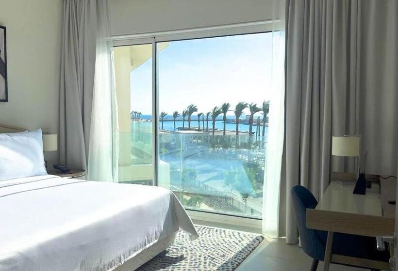 Deluxe Suite Sea View, Serviced Apartments At Address Beach Resort Marassi