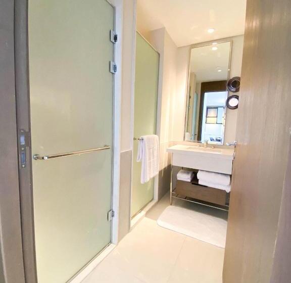 سوییت با چشم‌انداز دریا, Serviced Apartments At Address Beach Resort Marassi