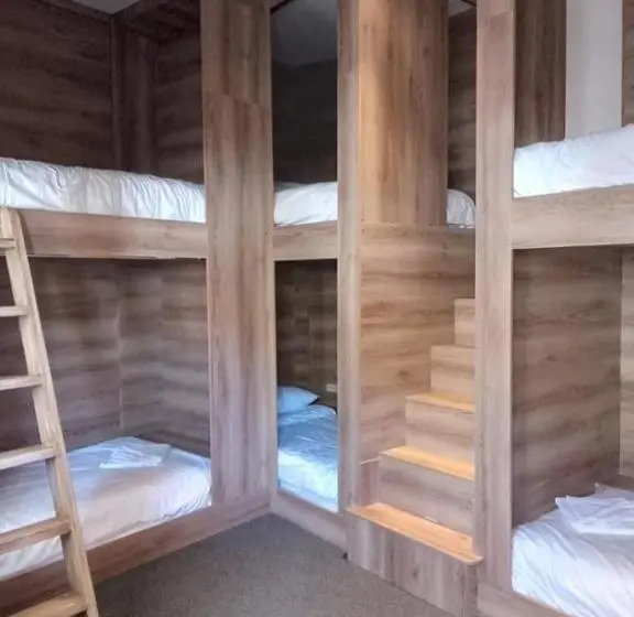 اتاق خانوادگی, Colibri Eco Lodge