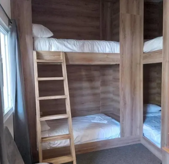 اتاق خانوادگی, Colibri Eco Lodge