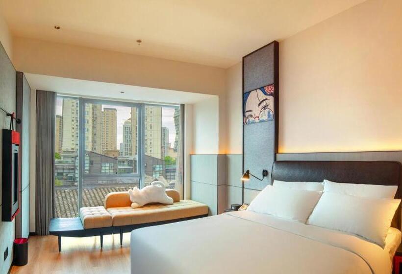 キングサイズベッドのスタンダードルーム, Moxy Ningbo Old Bund