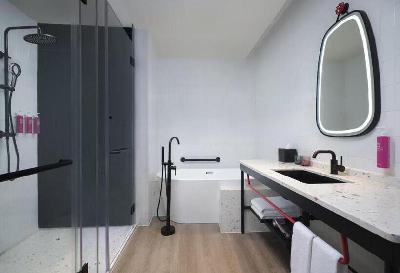 プレミアムルーム, Moxy Ningbo Old Bund