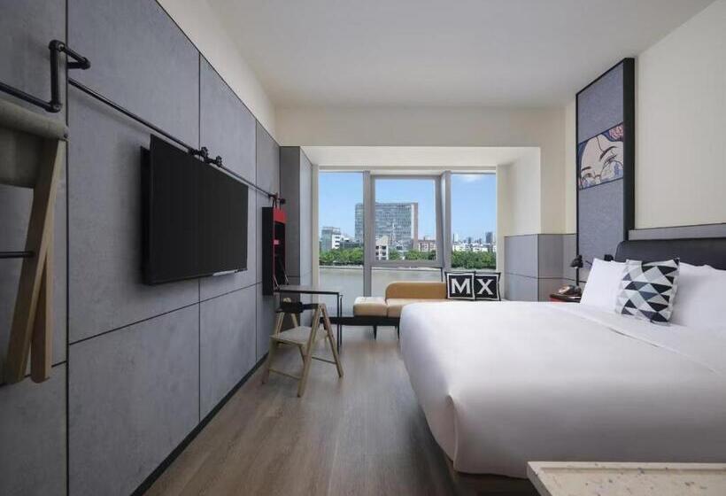 Номер Стандарт Вид на Реку, Moxy Ningbo Old Bund