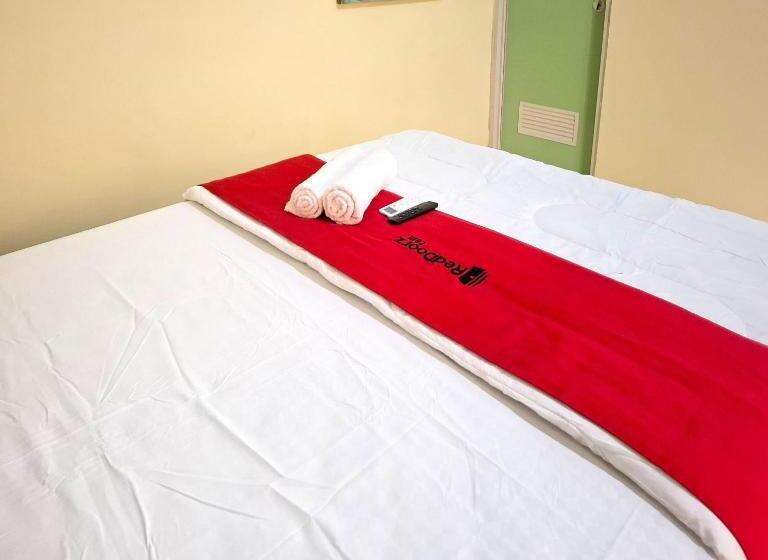 Номер Стандарт, Reddoorz Near Alun Alun Jepara