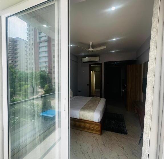 Standard Room with Balcony, The Orange