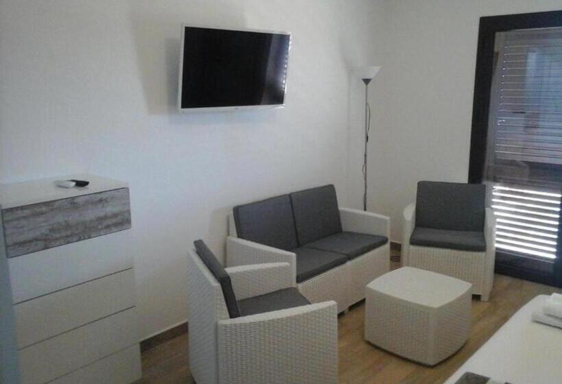 غرفة قياسية, Le Porte Del Sole