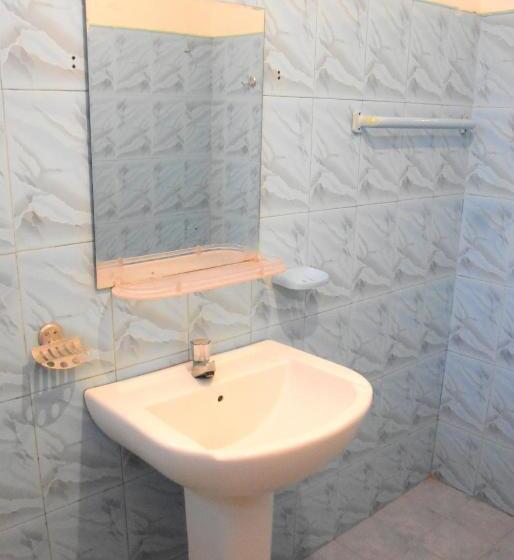 اتاق استاندارد, Pahan Guest Anuradhapura