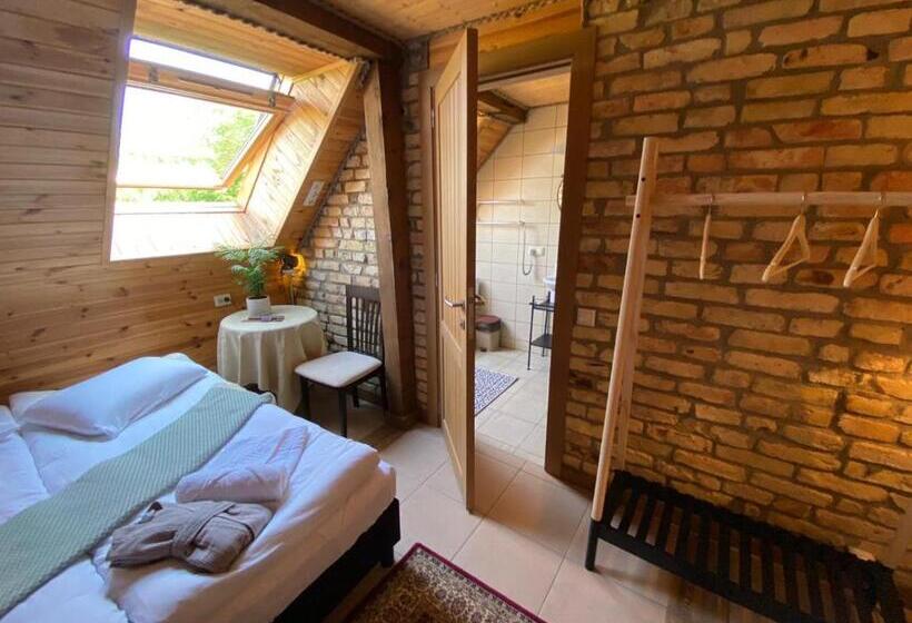 اتاق استاندارد, Shanti Resort & Deluxe Spa