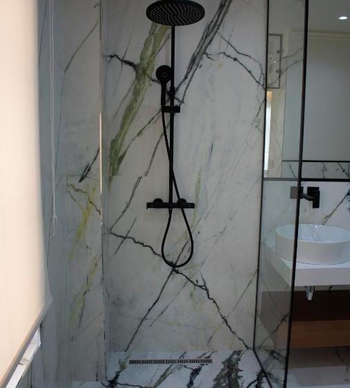 جناح ديلوكس سرير كينج, The Collector Hotel Boutique